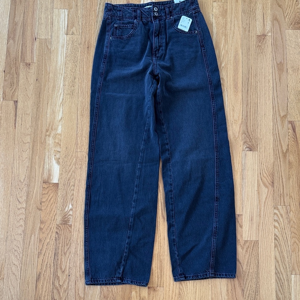 We The Free black Aster NWT